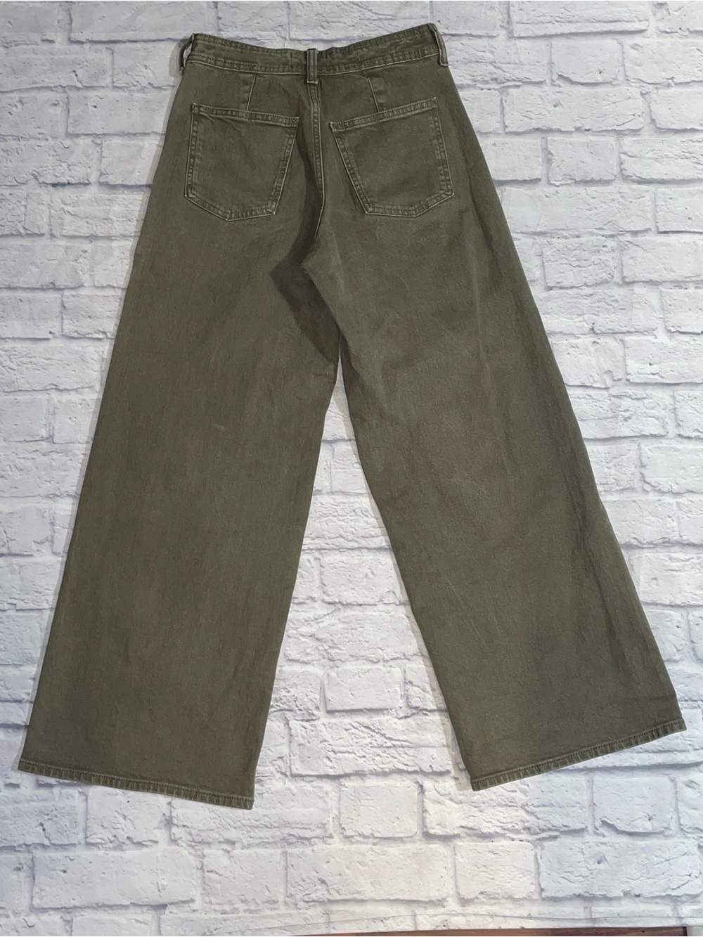 Universal Thread High-Rise Sailor Wide Leg Ankle Jeans - Olive Green Size 6 - Picture 2 of 5